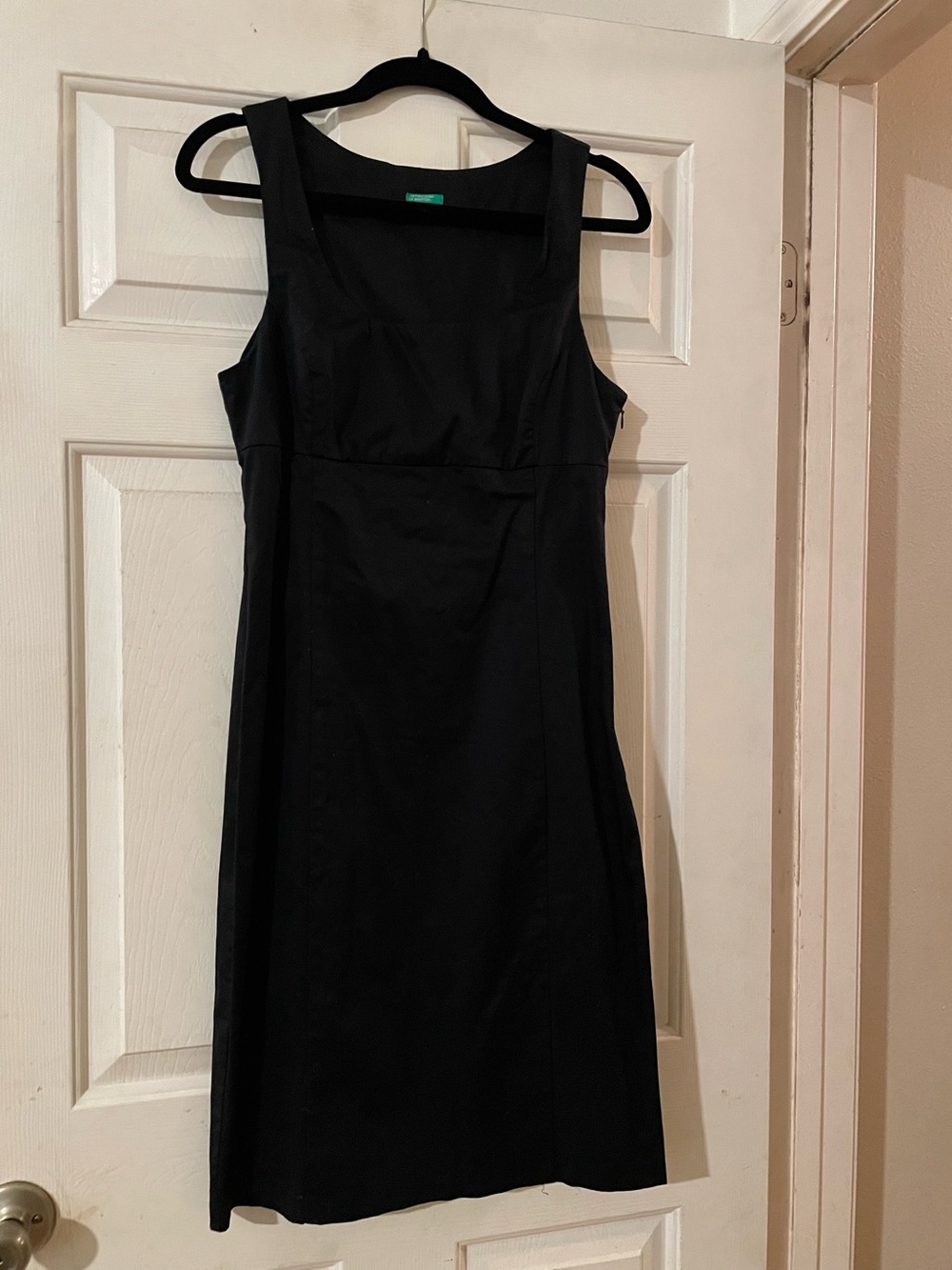 United Colors of Benetton Black Square Neck Back Vent Lined Sheath Dress Medium